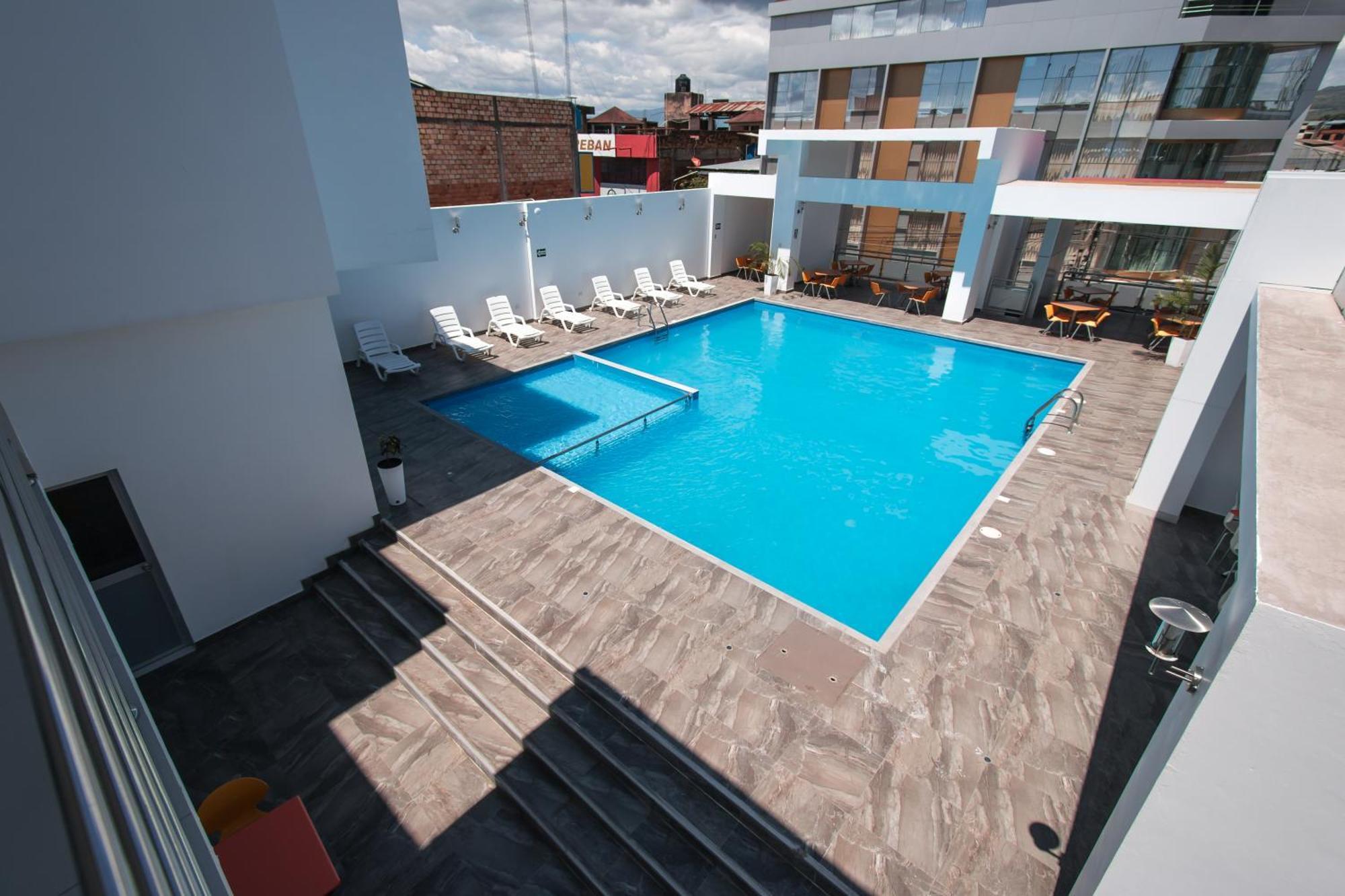 Cumbaza Hotel & Convenciones Tarapoto Exteriör bild