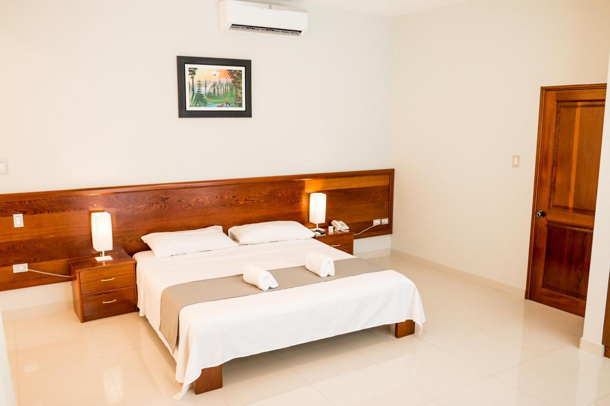 Cumbaza Hotel & Convenciones Tarapoto Exteriör bild