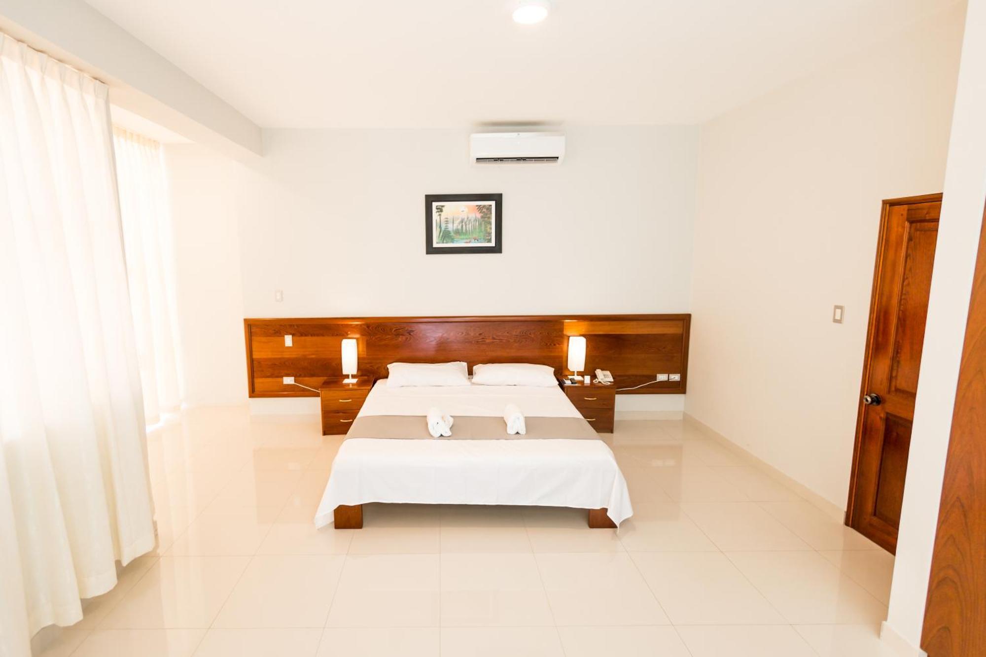 Cumbaza Hotel & Convenciones Tarapoto Exteriör bild